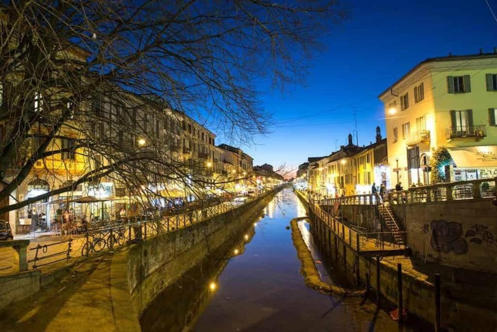 Daniela'S Spazioso Appartamento Ai Navigli Milano Exteriör bild