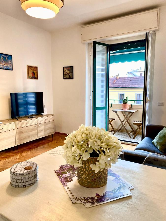 Daniela'S Spazioso Appartamento Ai Navigli Milano Exteriör bild